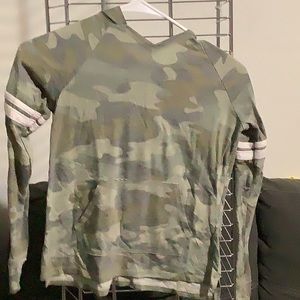 Girls camo top